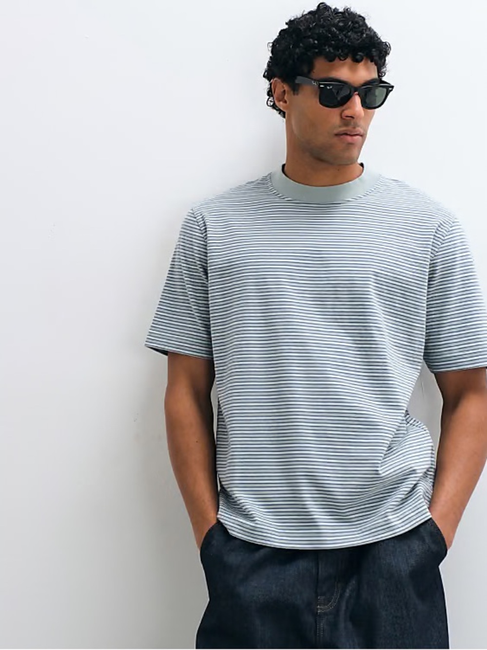 A&F• premium heavyweight 2.0 tee